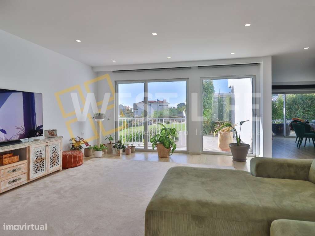 Moradia T4 junto ao CENTRO - Jardim e terraços - Localização privil... - Grande imagem: 4/37