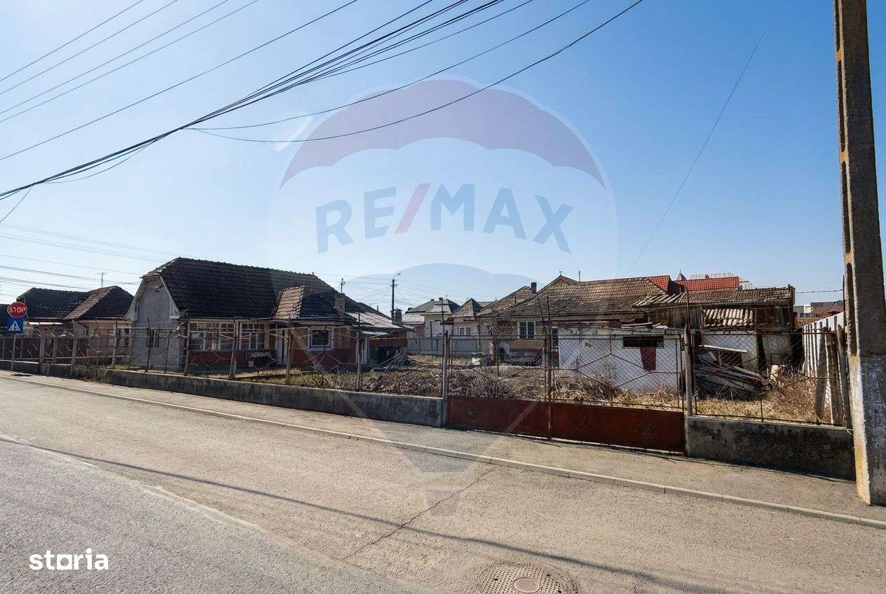 Casă cu teren generos la colț de intersecție - cartier Poiana-14