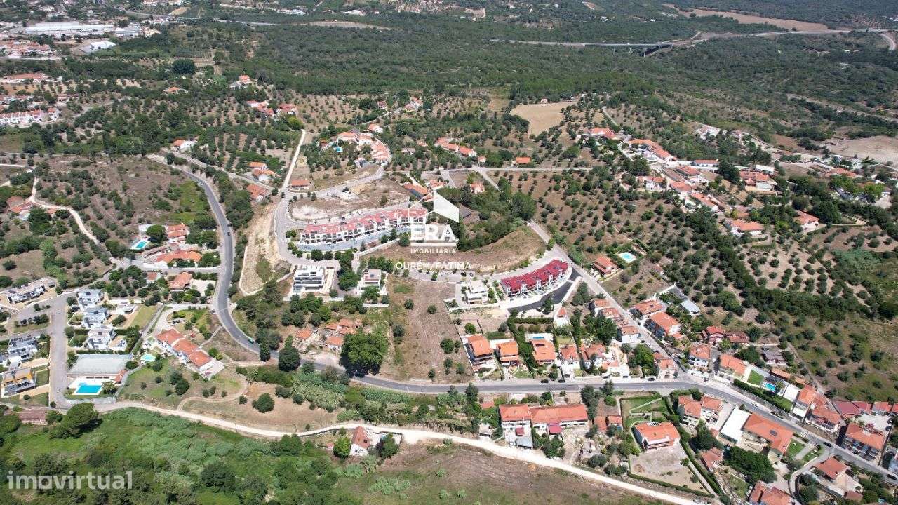 Lote para construção localizado no centro de Tomar! - Grande imagem: 2/17