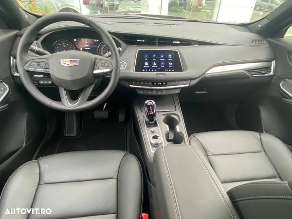 Cadillac XT4 - 6