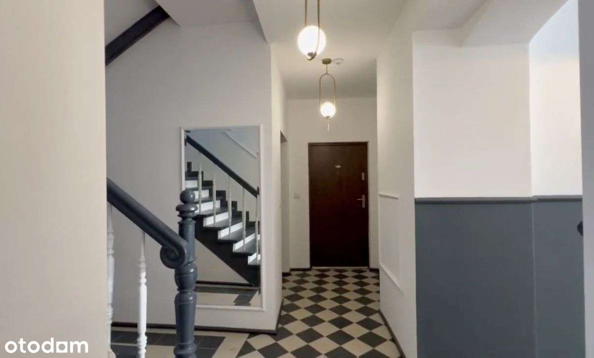 Jasna Kawalerka w Centrum | Parter | Front Budynku - Pełny obrazek: 5/12