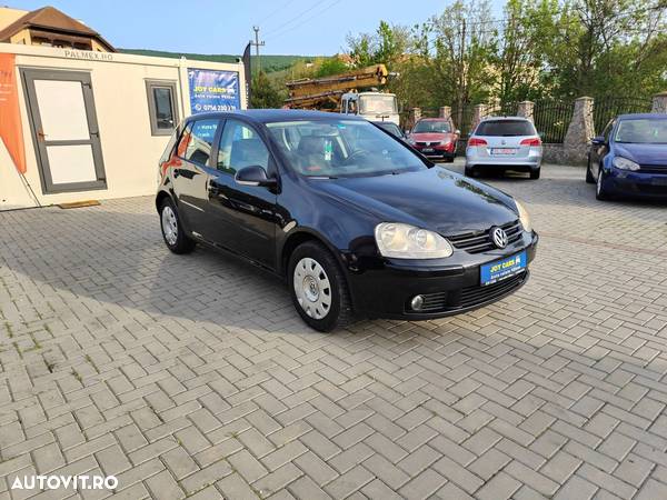 Volkswagen Golf - 11