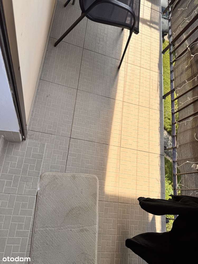 Komfortowe mieszkanie na oś. Łużyckim szuka nowych właścicieli!!!-13