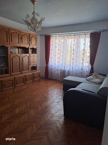 Vindem apartament 3 camere, tip D, strada Fagului, 90 mp utili