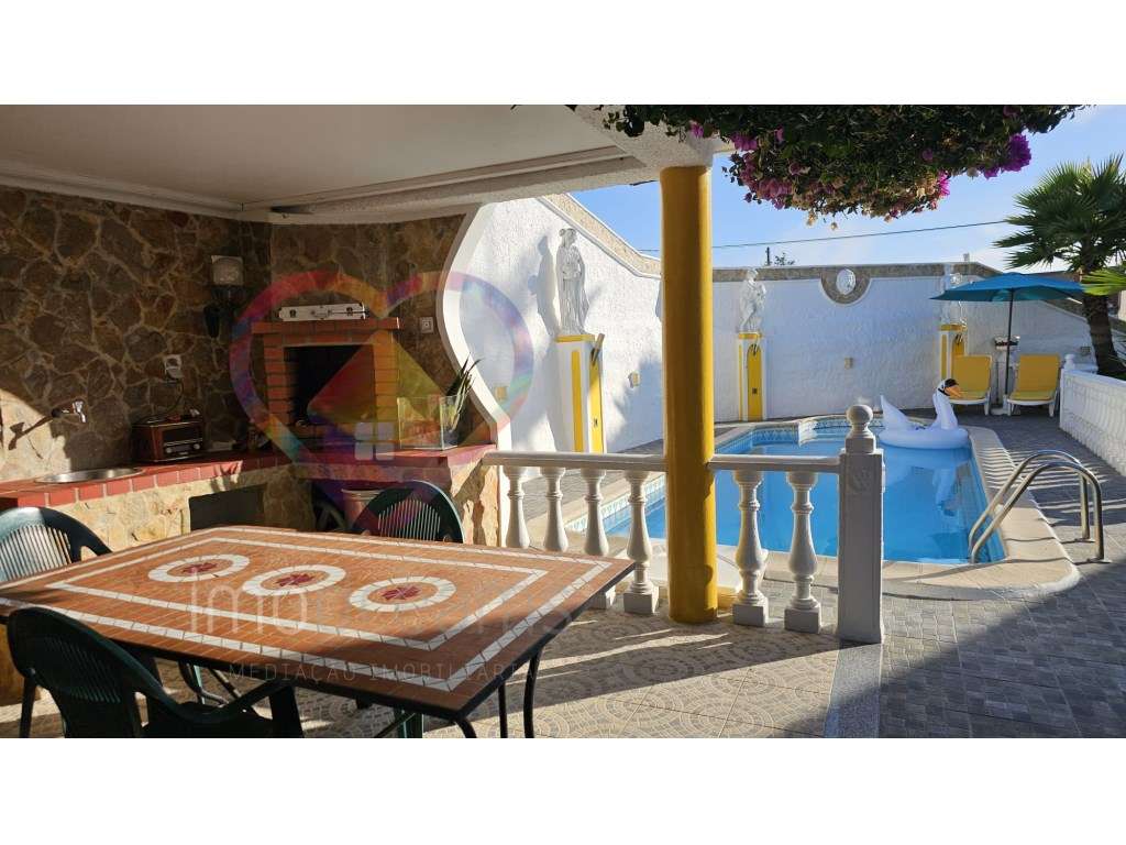 Moradia T6 com piscina + apartamento T1 em Esgueira, Aveiro-7