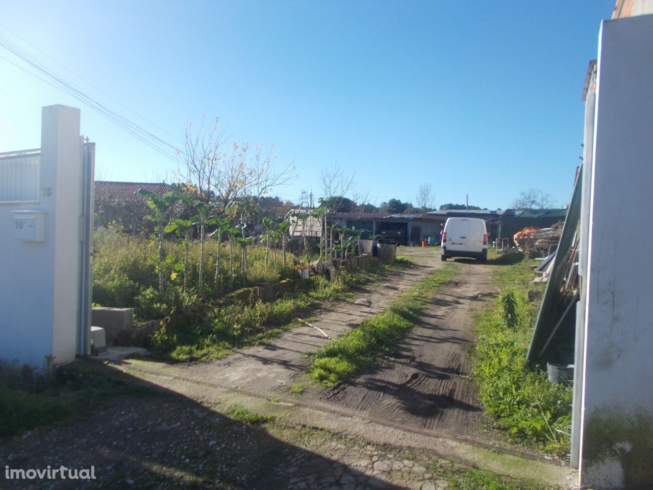 Chaves Terreno Construção 900 m2 Armazém 90 m2