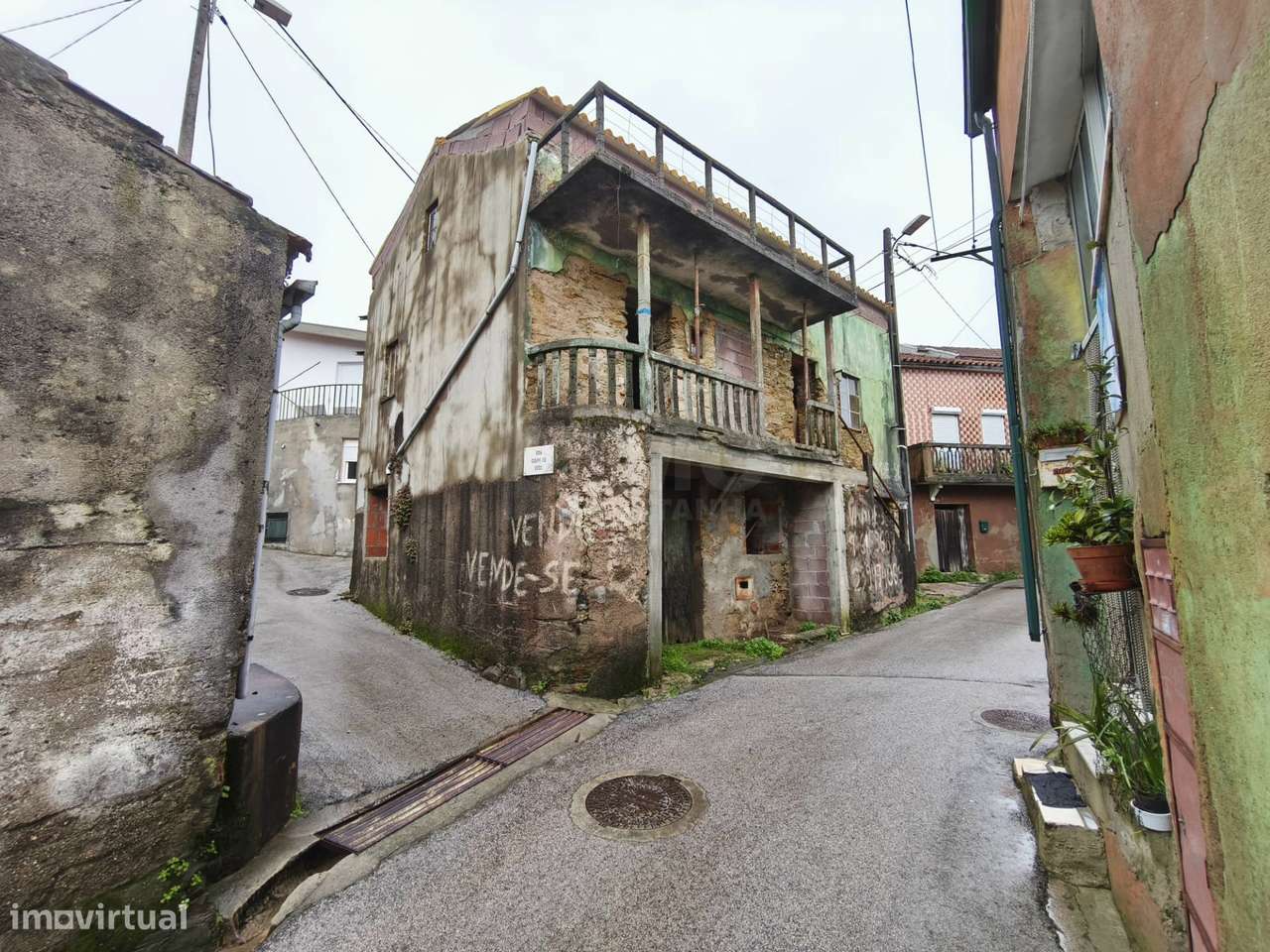 Moradia c/ Projecto de Recuperação - Roxo - 15 min de Coimbra - Grande imagem: 2/16