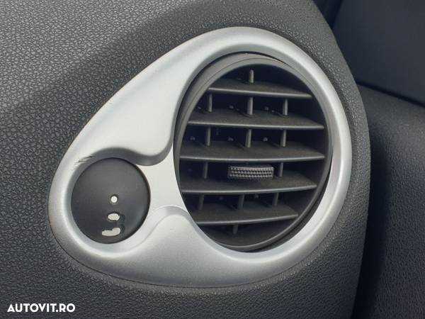 Gura Grila Aer Aerisire Ventilatie Bord Dreapta Renault Clio 3 2005 - 2014 - 1