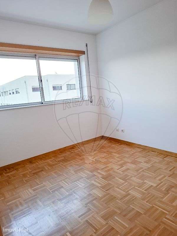Apartamento T2 para arrendamento - Grande imagem: 5/7