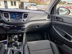 Hyundai Tucson 1.6 GDI BlueDrive Style 2WD - 25