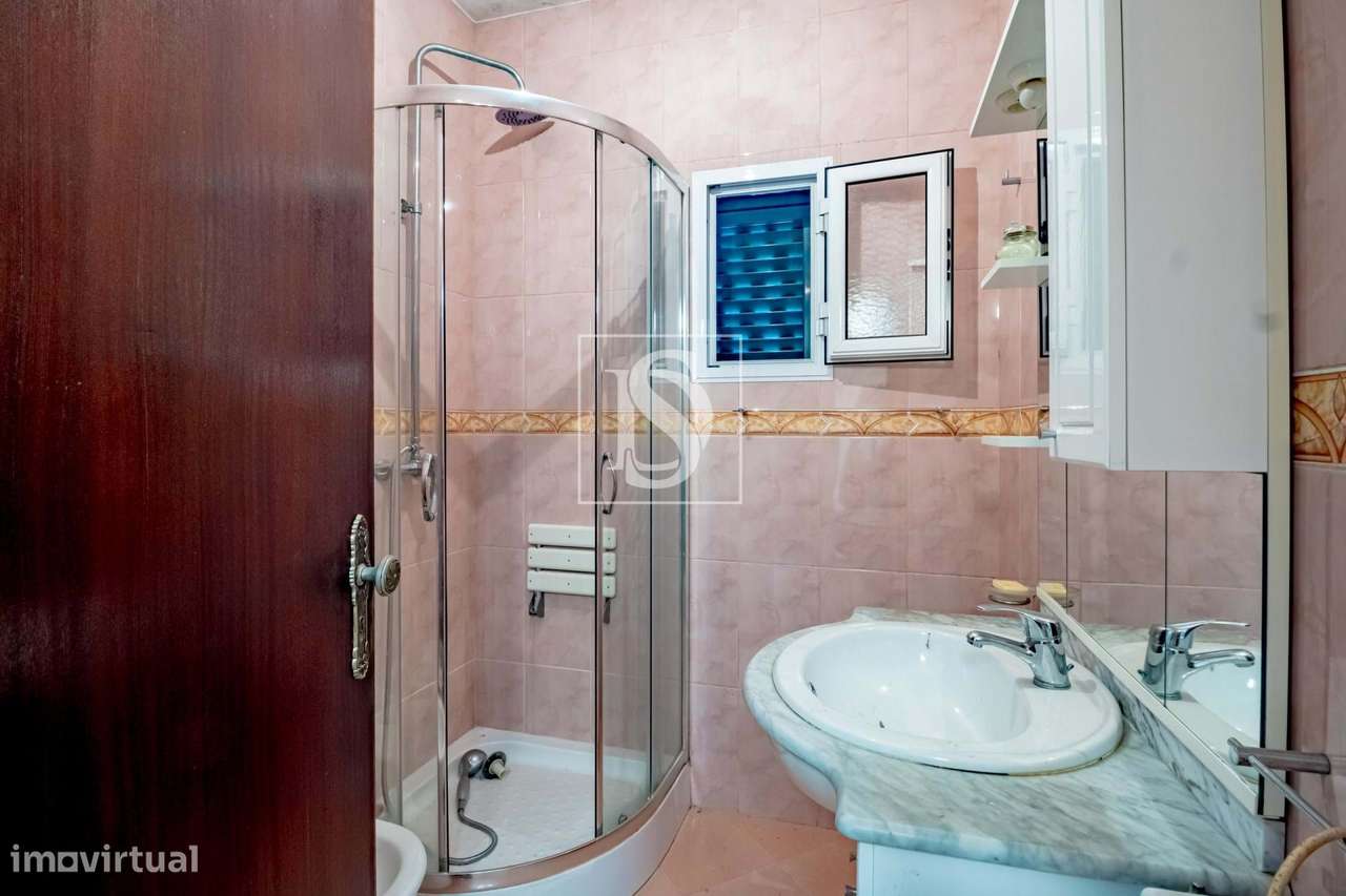 Moradia T3 em Vila Chã do Marão-14