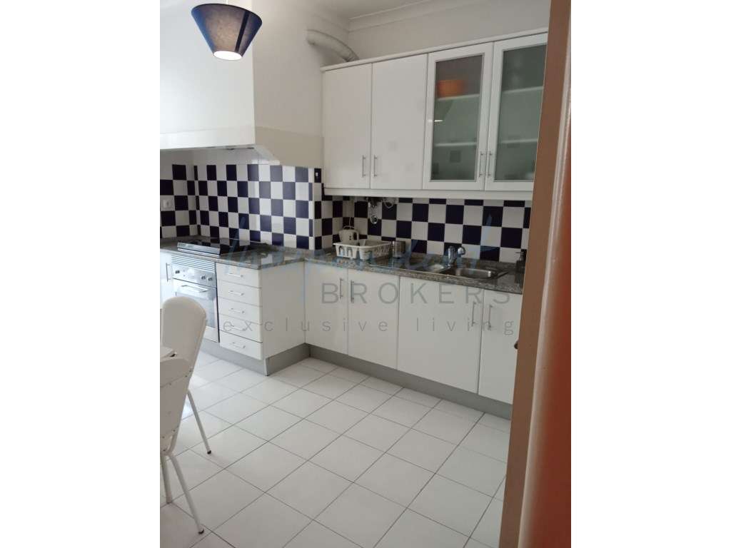 Excelente T3, luminoso e completamente equipado - Grande imagem: 3/15