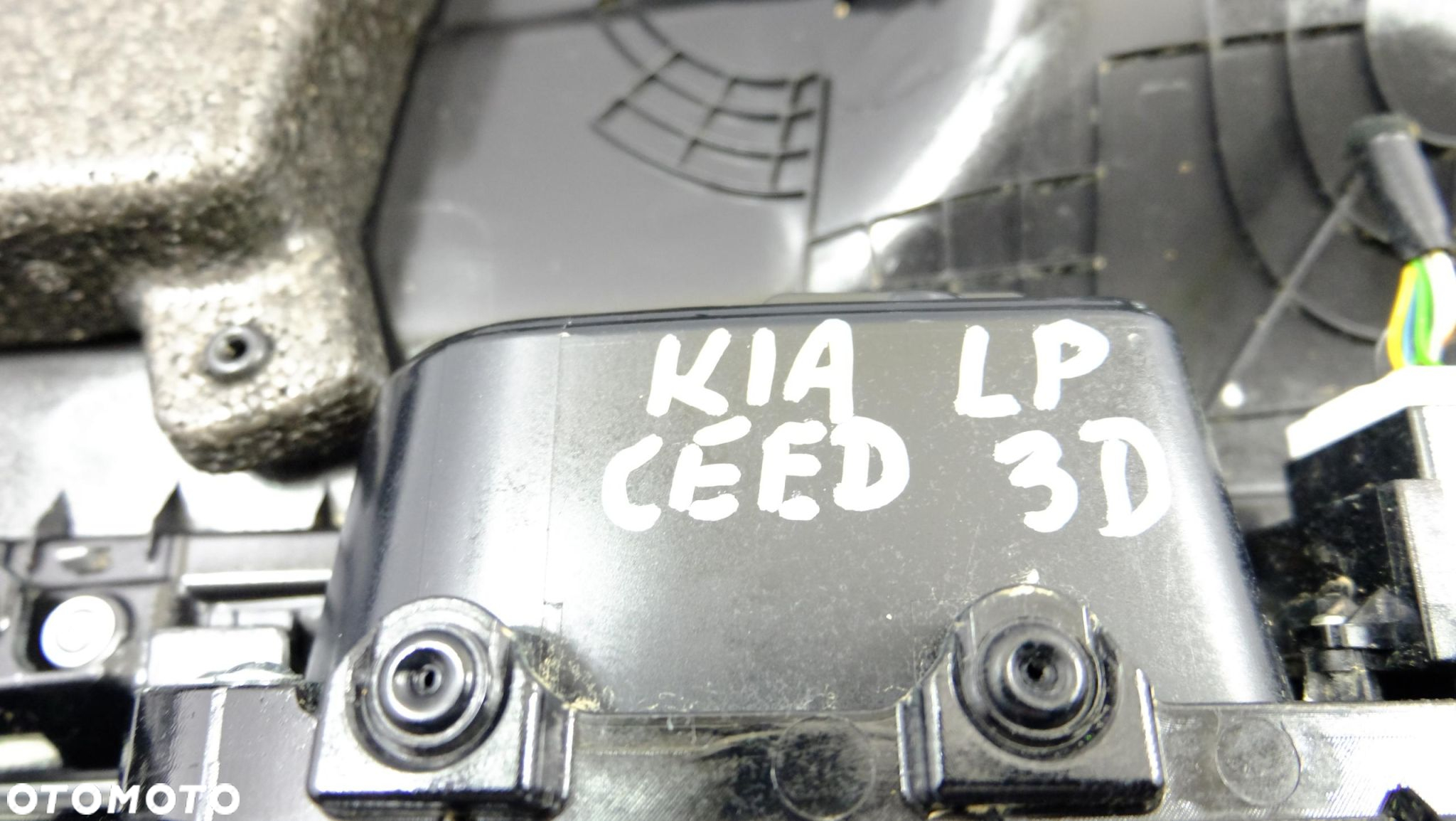 KIA PRO CEED II TAPICERKA BOCZEK DRZWI LEWY - 3