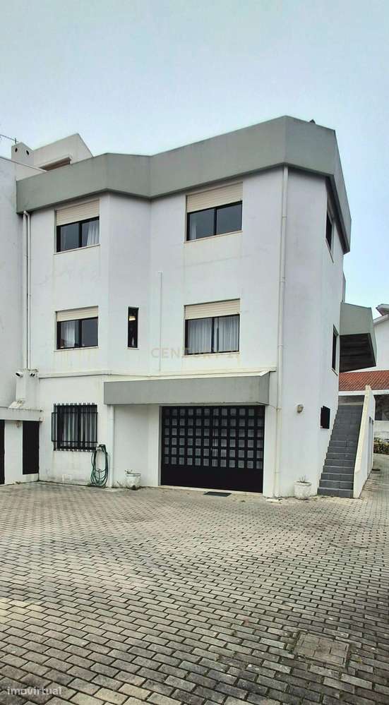 Moradia T6 (ou T4+T2) em Vila Nova de Gaia - Vilar do Paraíso-28