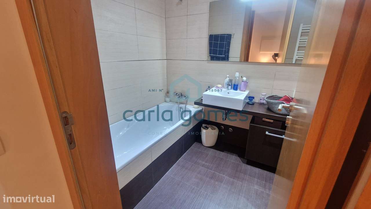 APARTAMENTO T2 C/SUÍTE VARANDA LUGAR DE GARAGEM | RIO TINTO, GONDOMAR-11