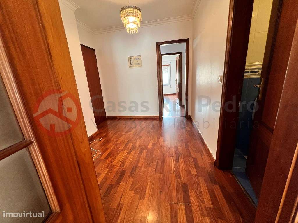 Apartamento T3 com garagem e arrecadação em Santa Marta do Pinhal, ...-18
