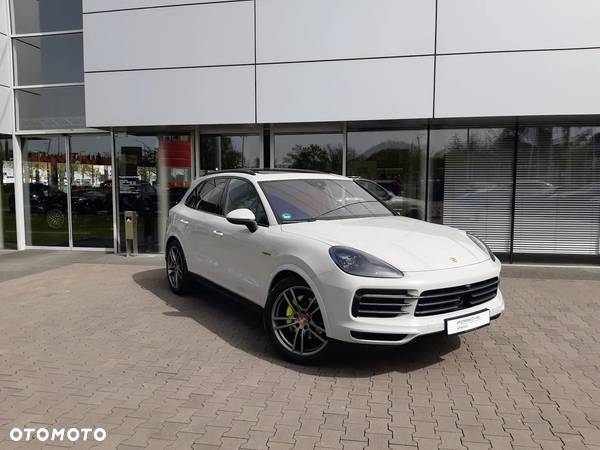 Porsche Cayenne Coupe E-Hybrid Platinum Edition - 7