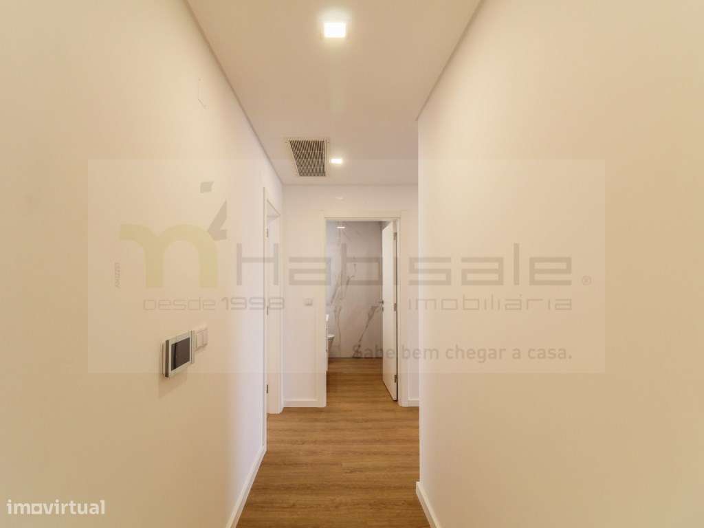 Moradia de Luxo com elevador, piscina e vista panorâmica, em Loures-30