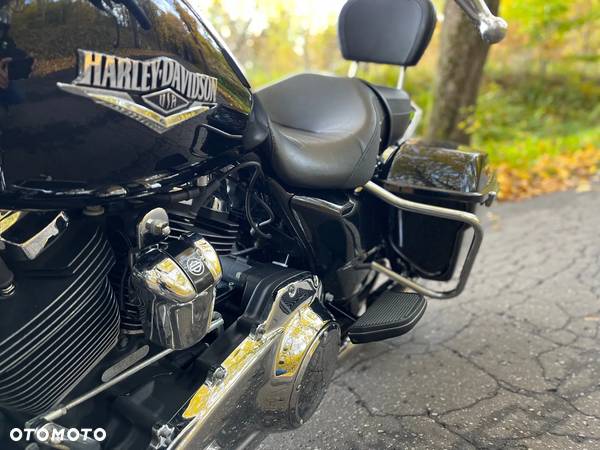 Harley-Davidson Touring Road King - 17