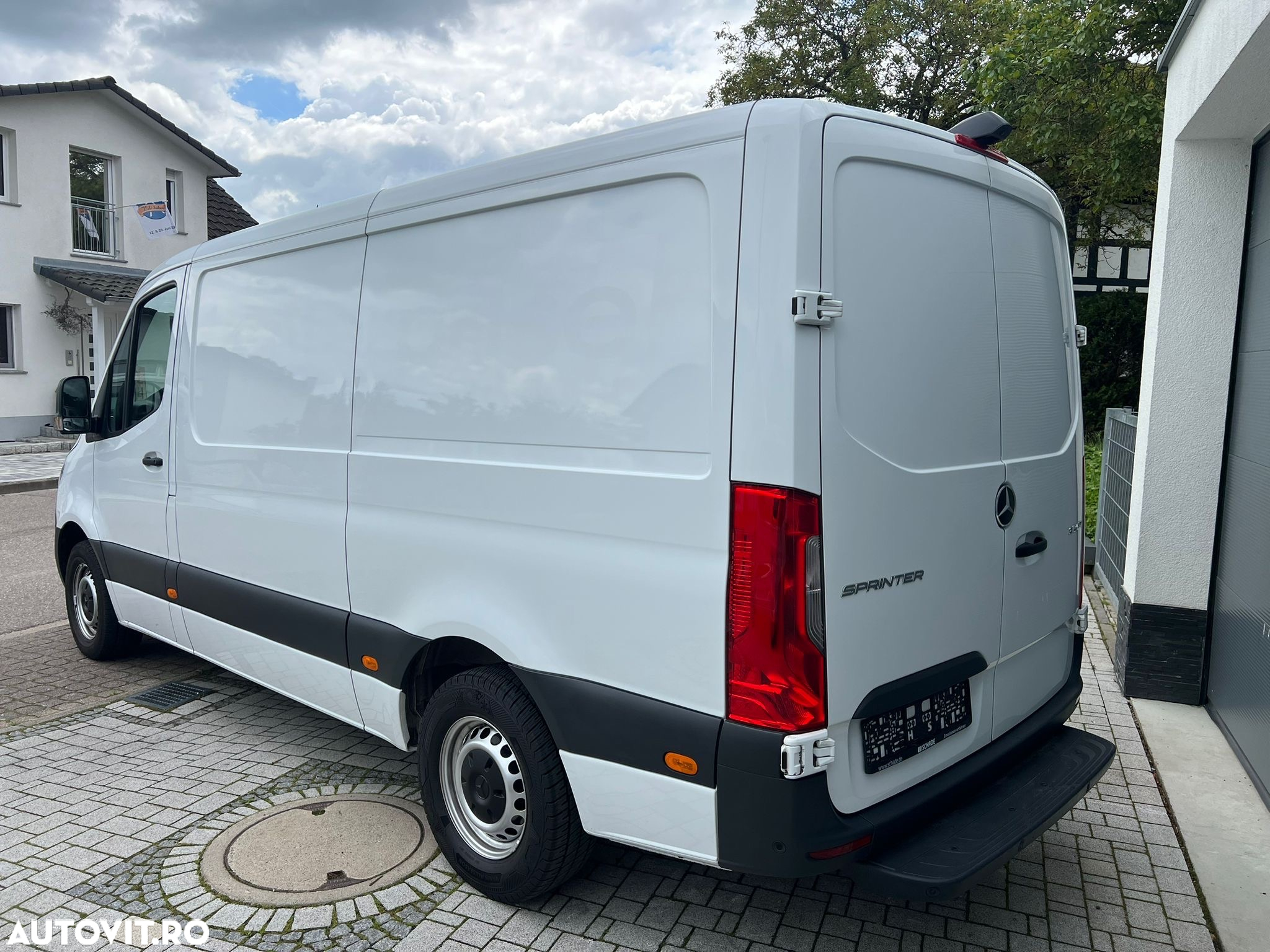 Mercedes-Benz Sprinter 315 CDI Lang HA - 12