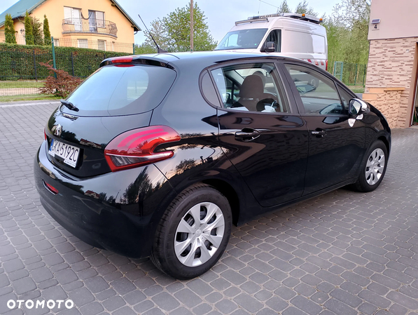 Peugeot 208 1.2 PureTech Active - 17