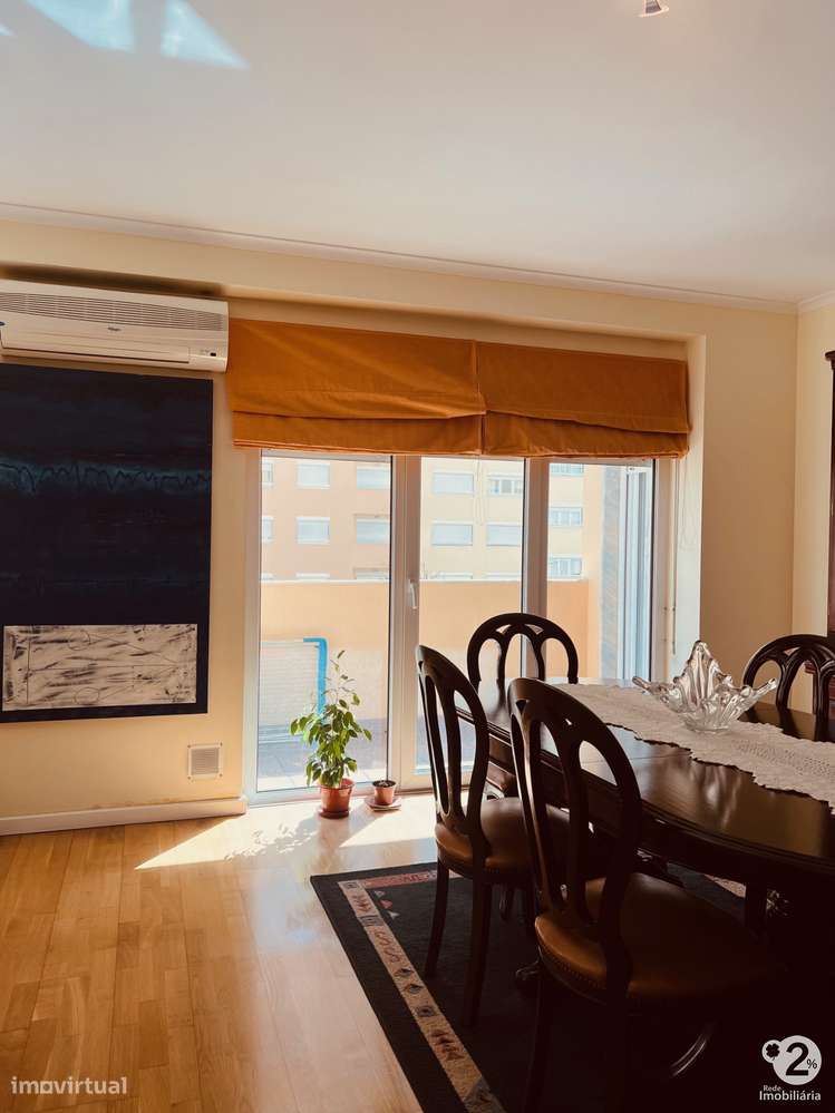 Apartamento T3 - Nova Carnaxide - 155m2 de área bruta - Grande imagem: 3/23