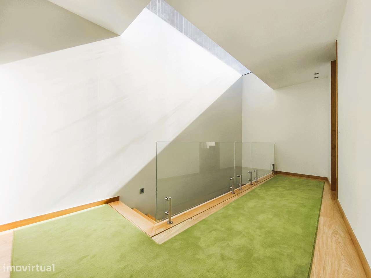 Moradia T3+1 (Centro Póvoa de Varzim a 300m da praia)-38