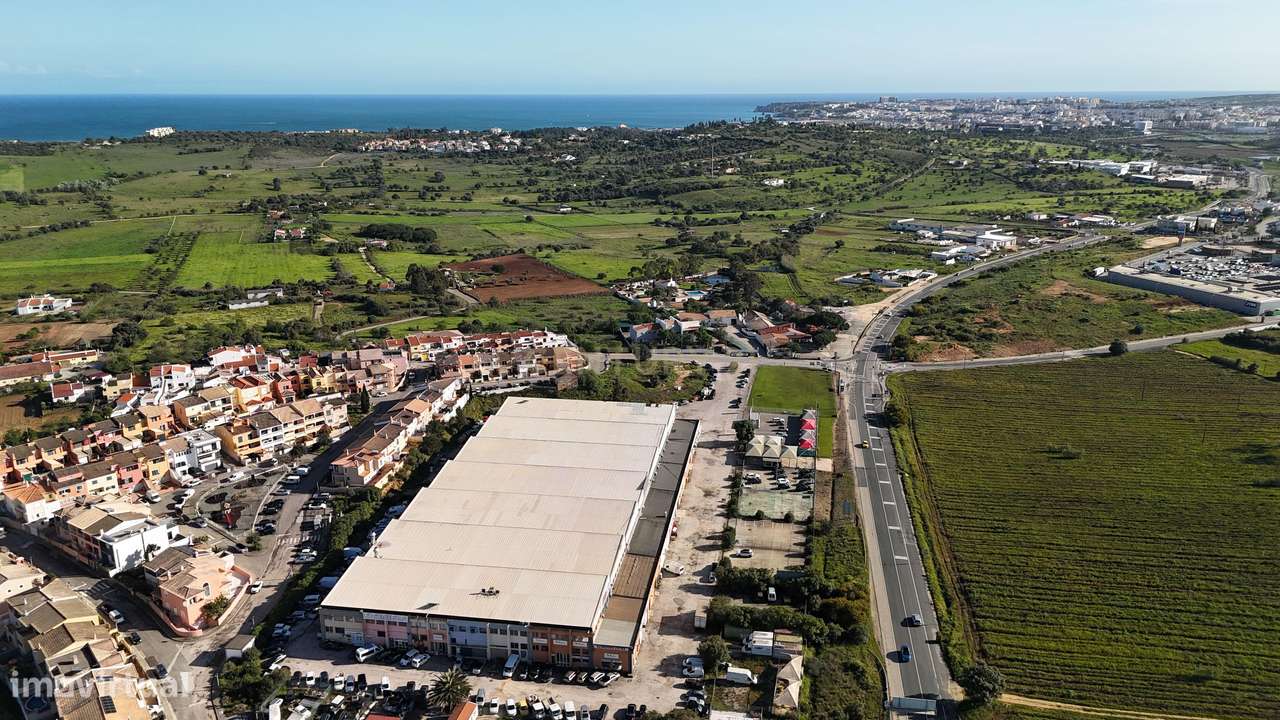 Armazém em Odiáxere - Lagos | Localização Estratégica e Excelente Aces - Grande imagem: 5/14
