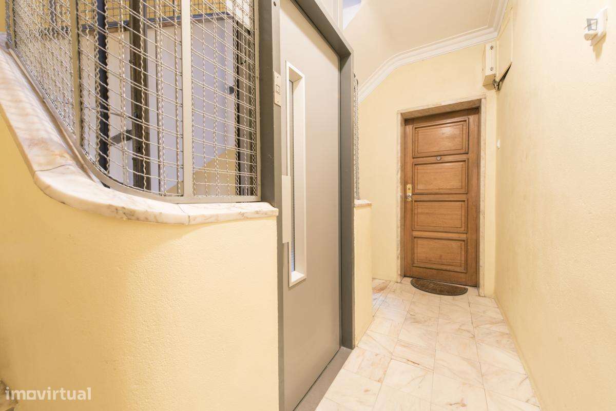 Quarto - localizado em Alvalade Lisbon - Grande imagem: 2/10