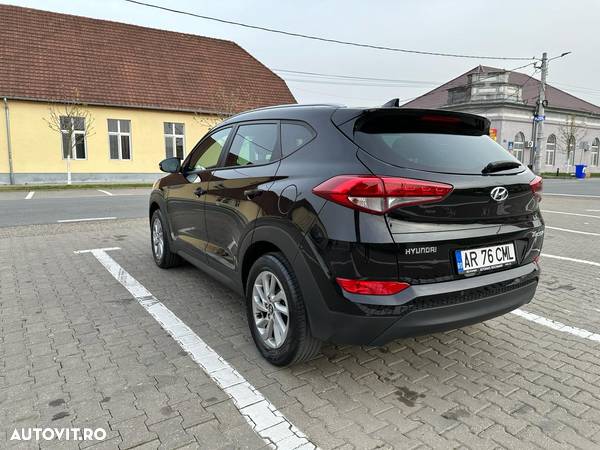 Hyundai Tucson blue 1.7 CRDi 2WD Trend - 4