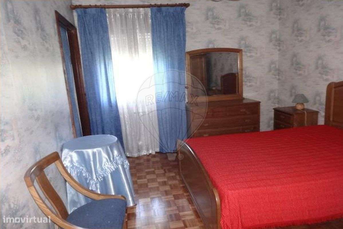 Moradia T4 para venda-6