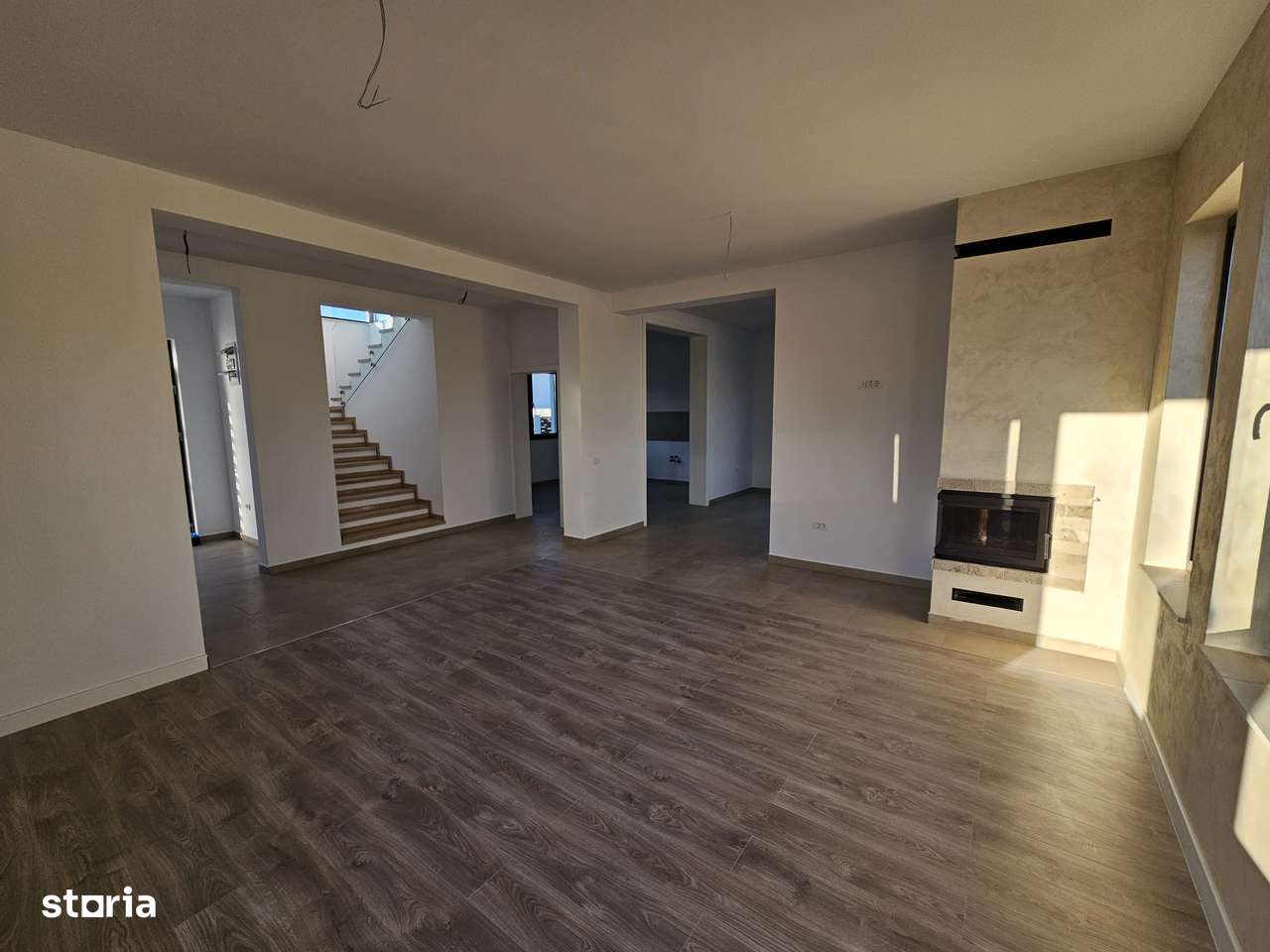 Oferim spre vânzare locuință  P+1E, ,Ștefănești langa Lidl !-17