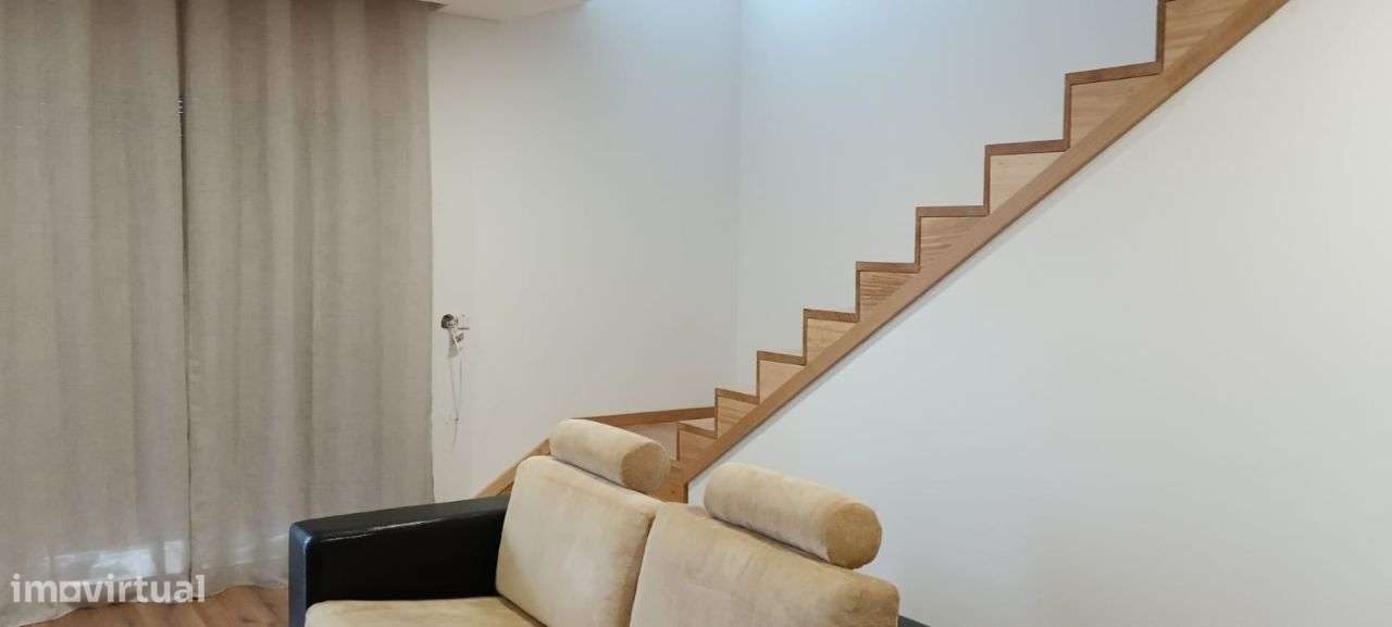 Moradia Nova t2+1 mobilada e equipada Luxuosa - Grande imagem: 3/34