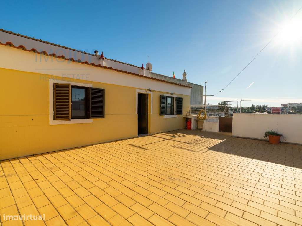 Simpática Moradia T3 para Venda em Portimão - Grande imagem: 5/51