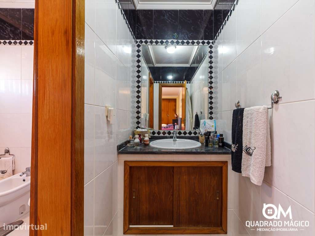 Apartamento T3 com 175m², garagem fechada na Quinta do Areeiro, em ...-19