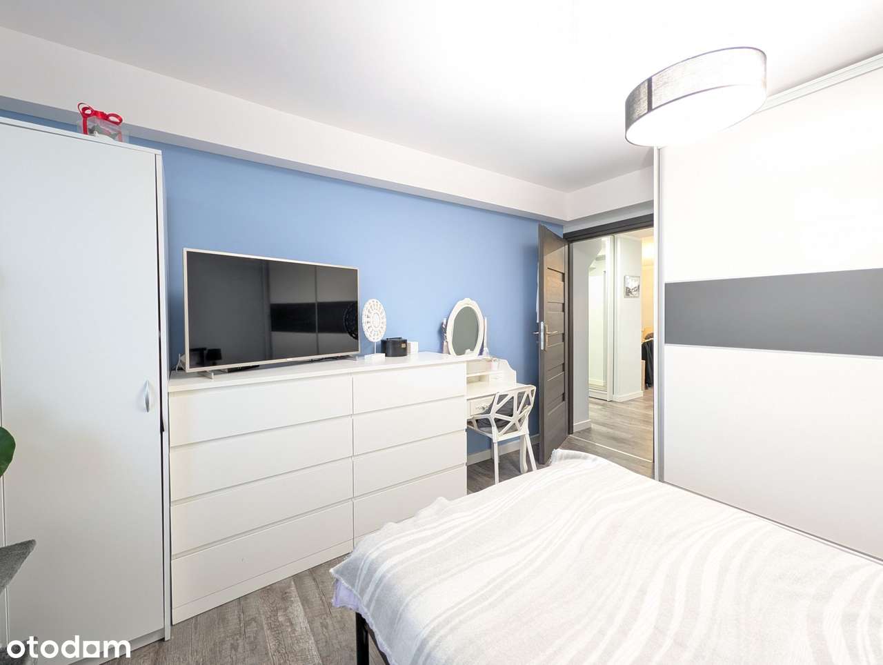 Mieszkanie po generalnym remoncie z widokiem na góry w centrum, meble-6