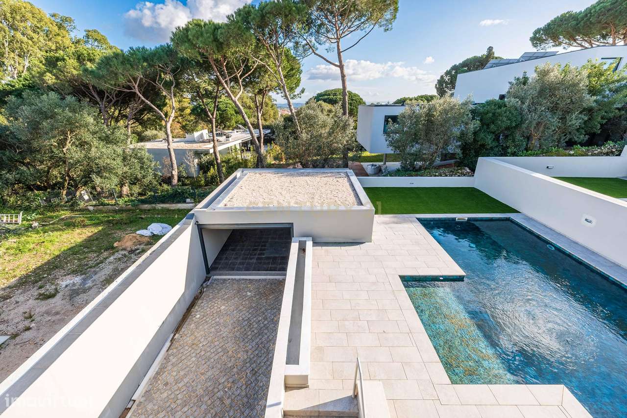 Moradia T3 Moderna de Acabamentos Premium-34