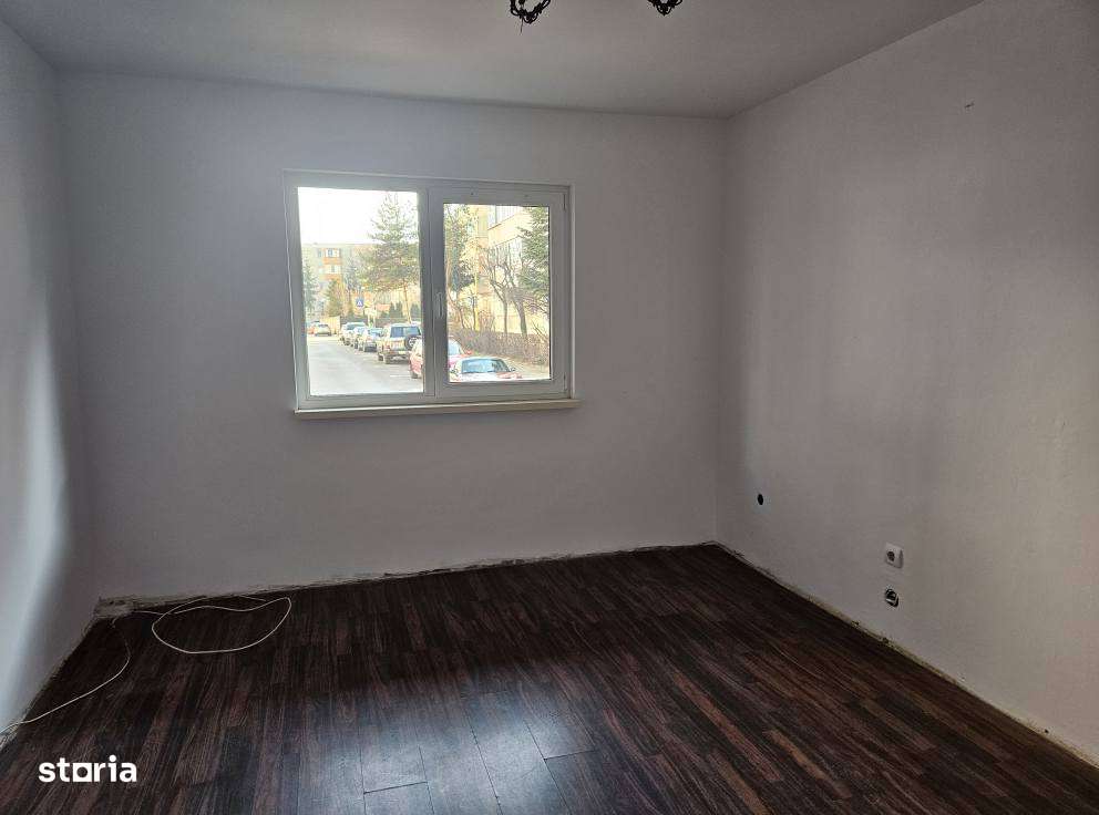 Apartament de 2 camere zona Gemenii,str Parcul Mic - Imagine principală: 5/8