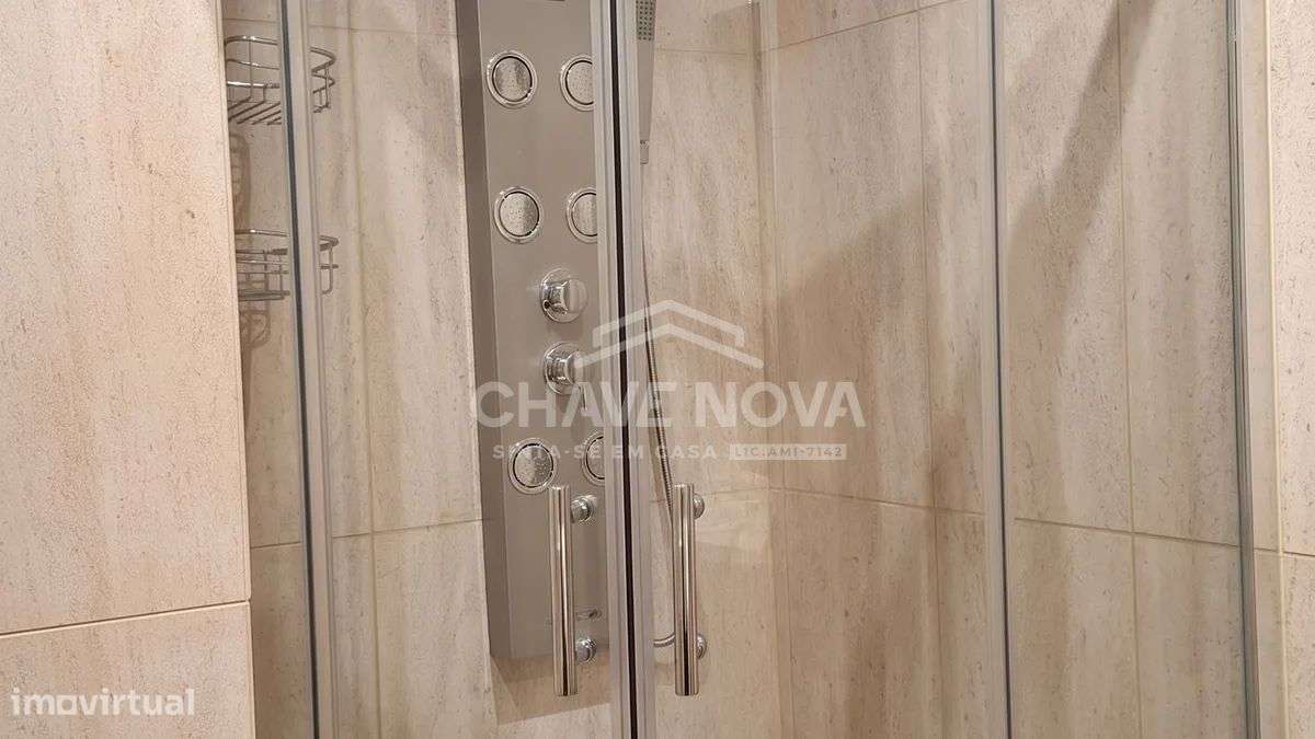 Apartamento T3 c/garagem Box em Valadares-21