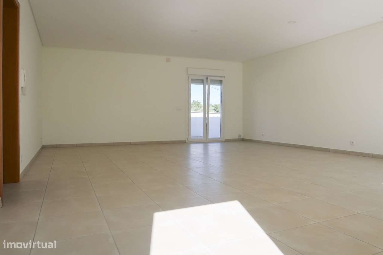 Moradia T3 Renovada - Fatima-8