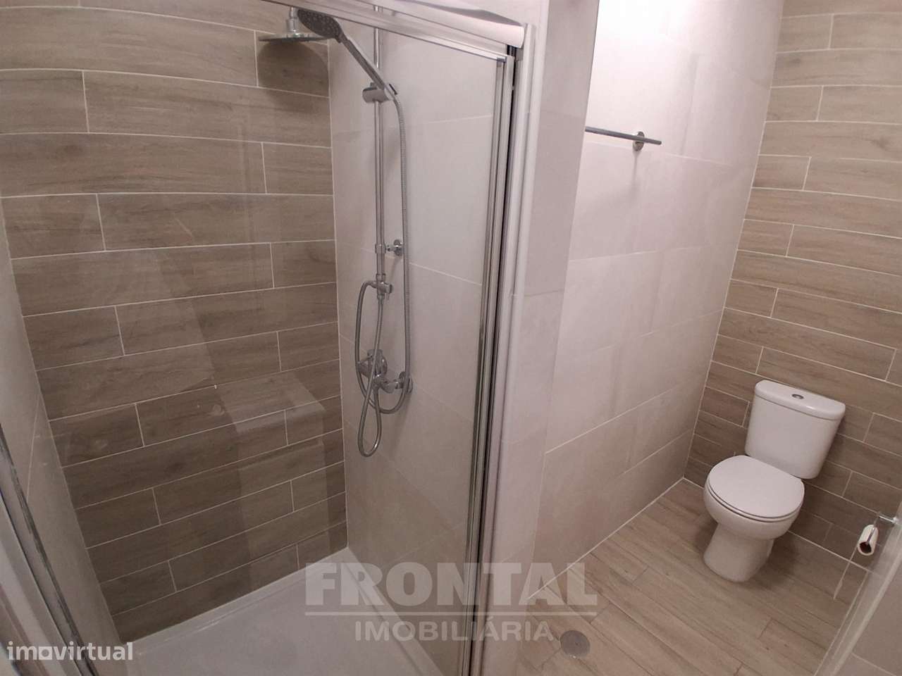 Andar Moradia T3 Renovado com Garagem | São Cosme, Gondomar-21