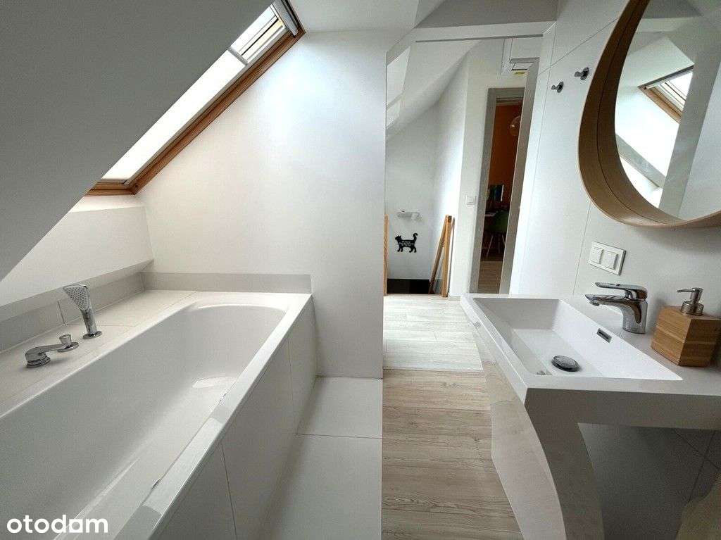 Komfortowe mieszkanie w nowym apartamentowcu-16