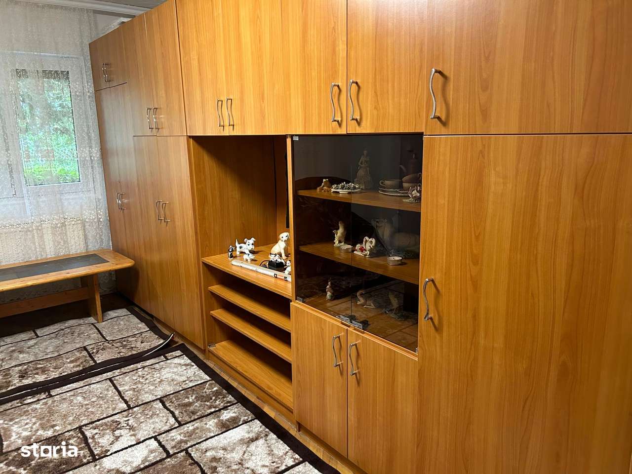 Vand apartament 3 camere, spatios, parter inalt, zona Lebada - Imagine principală: 3/10