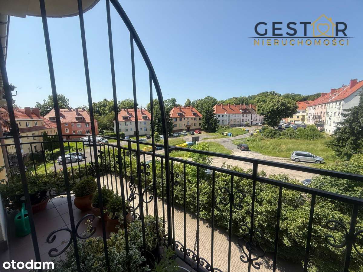 Mieszkanie 2 w 1 z klasą! 79,82 m² z garażem i balkonami w Legnicy-12