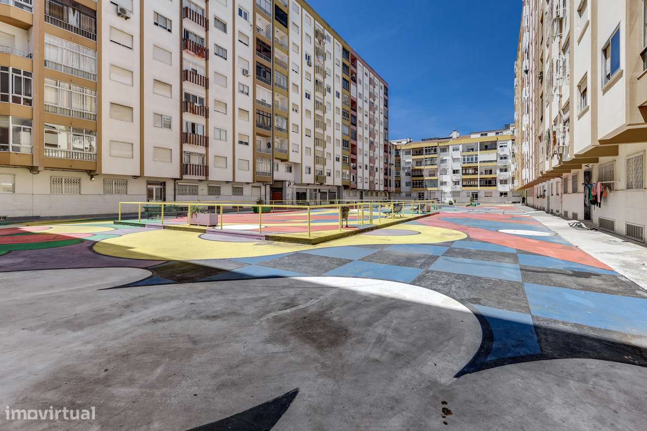 Apartamento T1 Queluz-22