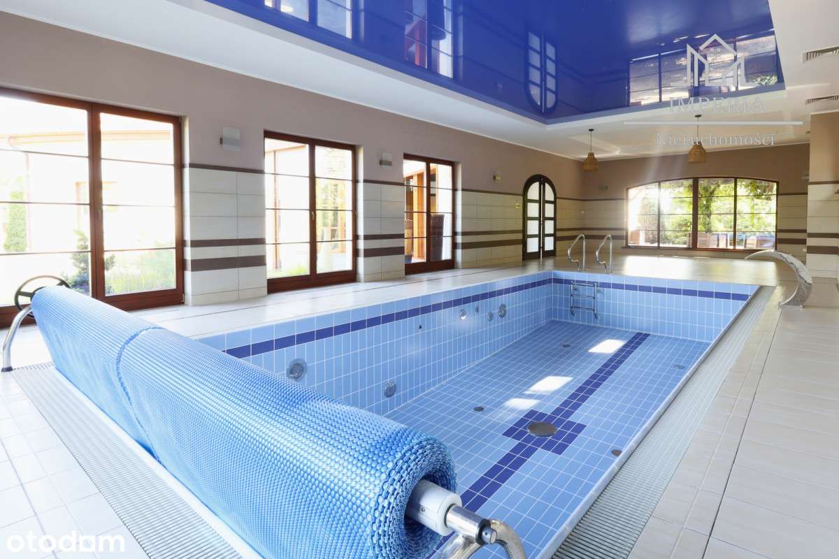 Rezydencja z prywatnym basenem i ogrodem | Koźmin-5