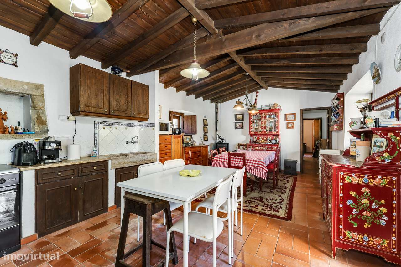 Quinta com Piscina e 2 Hectares a 25 km de Lisboa-19