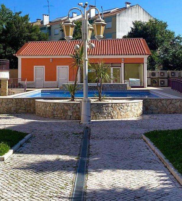 T3 Duplex com Garagem e Piscina | Condomínio Privado em Tomar-17