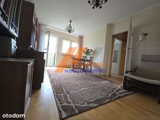 3 pokoje z oddzielną kuchnią, balkon.-8