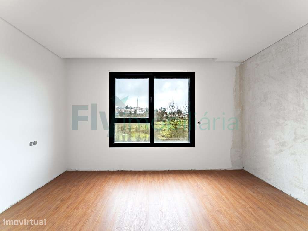 Apartamento T3 com excelente áreas em Lousada-13